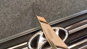 Молдинг решетки радиатора нижний хром Hyundai Tucson 3