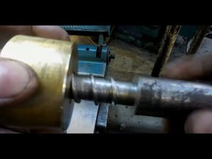 Как нарезать 3-х заходную трапецеидальную резьбу Tr20*4