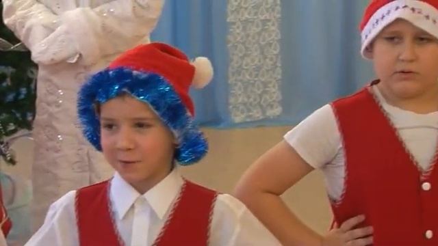 Песня "Морозики - Морозцы" на новогоднем утреннике смотреть онлайн
