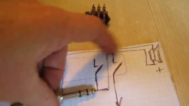 Как подключить дополнительный или внешний динамик к комбику.