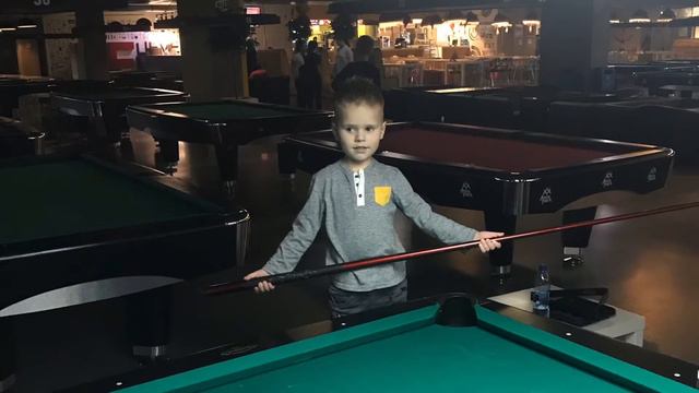 Один день в MazaPark смотреть онлайн