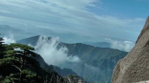 ПРОГУЛКА ВЫШЕ ОБЛАКОВ. КИТАЙ. ГОРЫ ХУАНШАНЬ. ПУТЕШЕСТВИЯ ПО КИТАЮ. HUANGSHAN.
