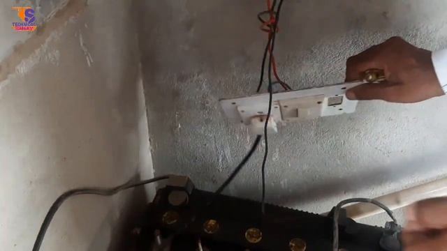 लाइट आने या जाने के बाद इन्वटर काम नहीं कर रहा | how to repair inverter | inverter not working смотреть онлайн