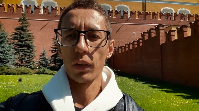 Бюджетная петличка для смартфона Ulanzi J12 смотреть онлайн