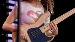 Jeff Beck & Tal Wilkenfeld - Cause We've Ended As Lovers - Crossroads Guitar Festival 2007 (HD)