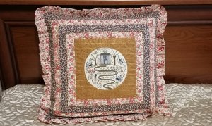 Как сшить подушку с рюшами.