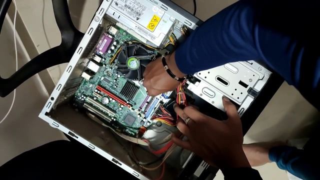 Computer Turns On But No Display | How to fix no display | NO signal in display | Kannada ?❤️ | 202