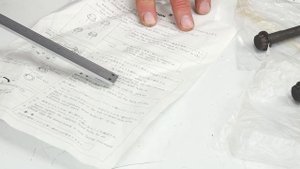 2C, 2CT (2L), 3C, 3CT (2.2L) Toyota болты головки