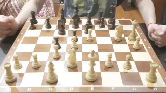 Шахматы для начинающих, Как начинать партию, атака на рокировку соперника. Шахматы дебюты смотреть онлайн