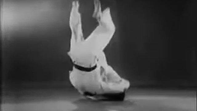 Дзюдо Бросок через голову смотреть онлайн