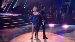 Selma Blair and Sasha Farber Performs a contemporary Dancing With The Stars Season 31 Finale.