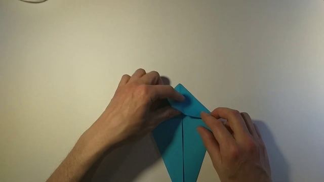 Как сделать весёлую кошку (кота) из бумаги. ОРИГАМИ. How to make a funny cat out of paper. ORIGAMI. смотреть онлайн