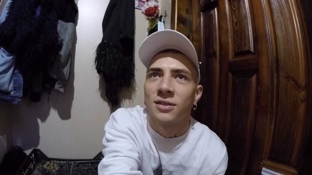 VLOG: ОНА ПОДОЗРЕВАЕТ ЧТО Я ВРУ. КРАСИМ ВОЛОСЫ смотреть онлайн