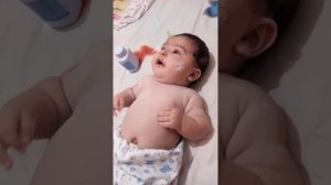 как агукает ребенок... 4 месячный ребенок как разговаривать