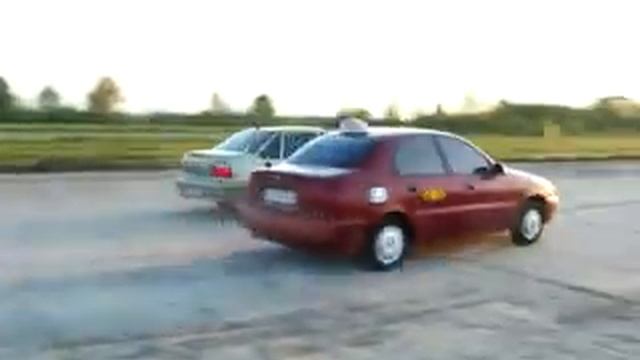 4х2 vs Lanos 1,5 смотреть онлайн