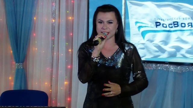 Екатерина Орлова арт директор теплохода Алексей Толстой