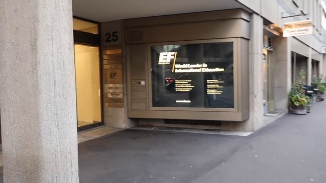 Как я совмещаю работу в офисе и канал на youtube смотреть онлайн