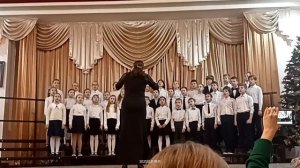 Хор 3-4 классов шк. им. В. А. Гаврилина г. СПБ О. Хромушин "К нам пришёл дед Мороз"