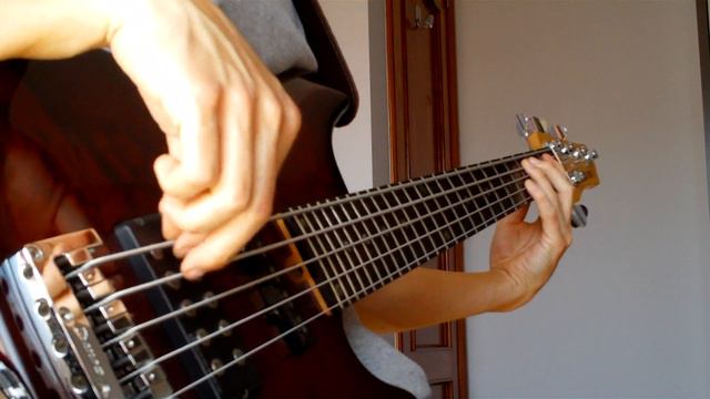 Time is Running Out (Bass Cover) | NickFiveStrings смотреть онлайн