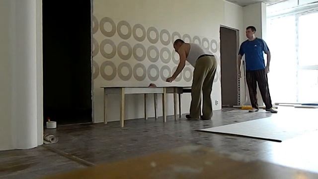 Оклейка обоев