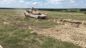 НАСКОЛЬКО ЭФФЕКТИВЕН ОКОП ДЛЯ ТАНКА?