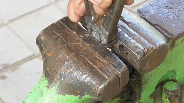 НЕ ВЫБРАСЫВАЙ СТАРЫЕ ПЛОСКОГУБЦЫ!!! смотреть онлайн