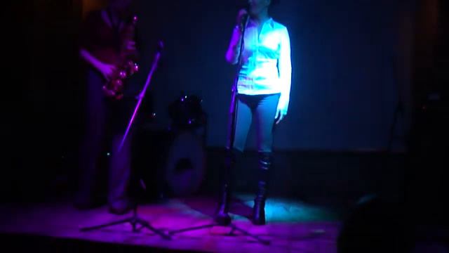 Maria Mirabella feat.Nastya Sax - Они знакомы давно смотреть онлайн