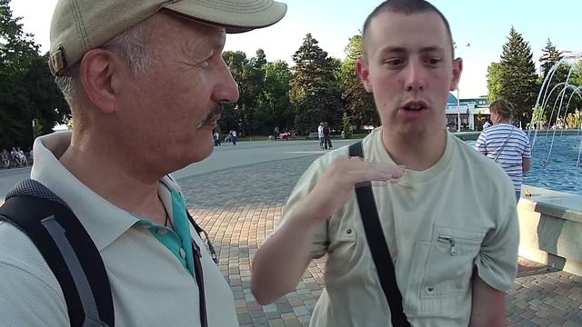 В Анапе блогер Альбатрос встретил своего подписчика из города государственного преступника.