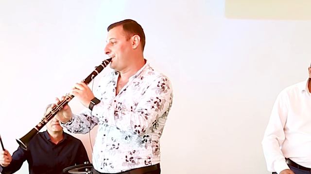 Это стОит смотреть !!!!!!!!!!!