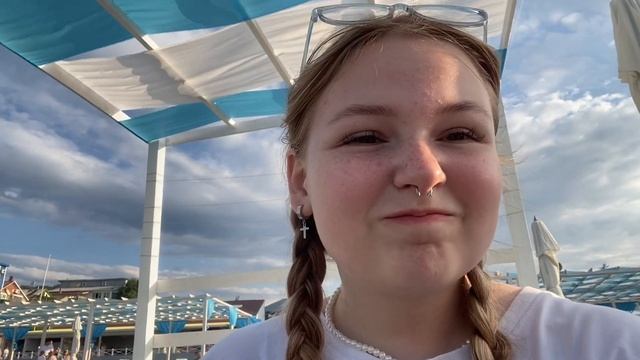 ВЛОГ ЛАЗАРЕВСКОЕ!! СОЧИ ПАРК, 33 ВОДОПАДА, САМОЕ БОЛЬШОЕ КОЛЕСО В РОССИИ смотреть онлайн