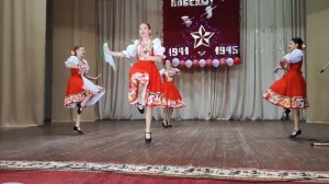 "Калинка" исп  хореографическая студия "Родники"