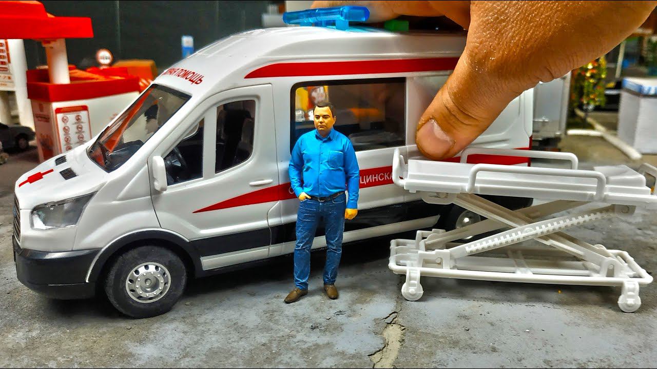 Тойхаус машинки технопарк. Технопарк Ford Transit скорая. Машина Технопарк Газель next скорая 298766. Модельки скорой помощи.