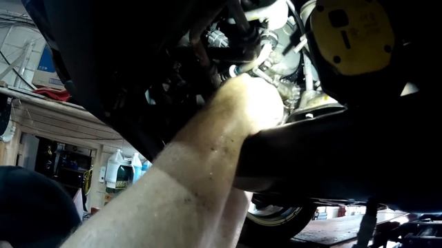 Toyota/Lexus 3.5L Oil Cooler Line Replacement смотреть онлайн