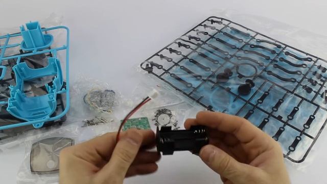 Обзор Интерактивный робот конструктор The Little 8 смотреть онлайн