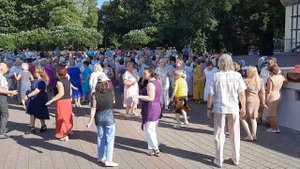 Брест. Танцы в парке. Воскресенье. С 17.00 до 19.00. Приходите!!!???