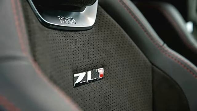 2017 Chevrolet Camaro ZL1, Supercharged 6.2-liter LT4 V-8 смотреть онлайн