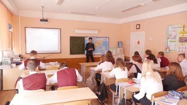 Фрагмент открытого  урока географии  в 10Л