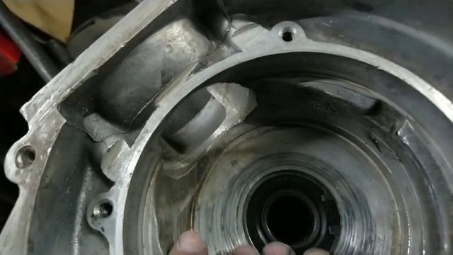 Двигатель Юпитер 5 - часть 5, Подробная сборка НЮАНСЫ ЦИНКОВНИЕ Коленвала САЛЬНИКИ! смотреть онлайн