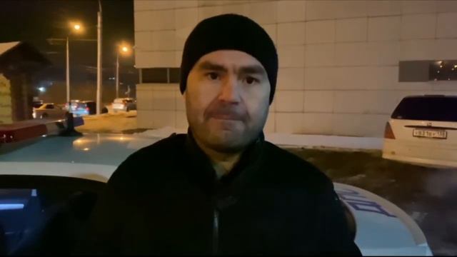 "Я тебя найду": после приезда полиции у автохама пропала агрессия и кавказский акцент смотреть онлайн