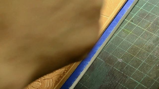 DIY Making a wallet from leather. Изготовление кошелька из кожи с зажимом для купюр. смотреть онлайн