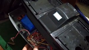 Гироскутер исправно работал, сейчас не включается.