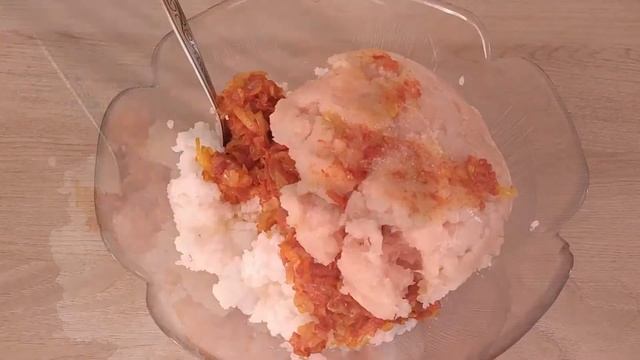 Фаршированный перец в духовке под сыром - простой рецепт