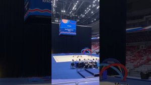 Команда девочек по эстетической гимнастике АРМАДА на соревнованиях "Бегущая по волнам"