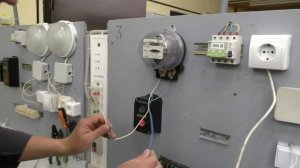 Установка и подключение электросчетчика