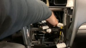 Subaru Forester как снять штатную магнитолу + штатная магнитола Android