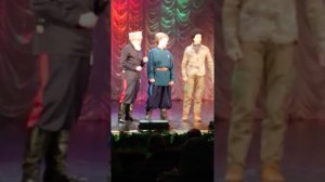 Всем всем мальчик был доволен