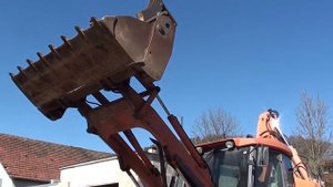 Диагностика экскаватора-погрузчика Fiat-Hitachi_2-я часть