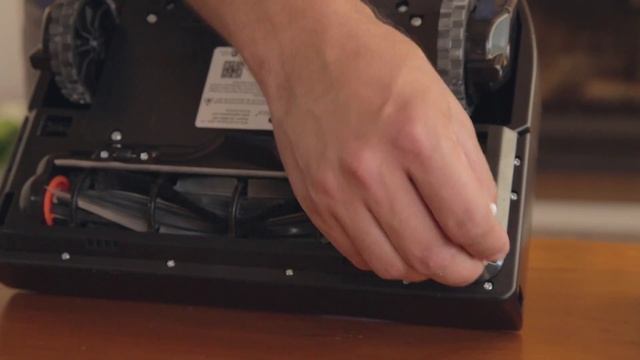How to Clean your Neato XV Series Robot Vacuum's Sensor смотреть онлайн