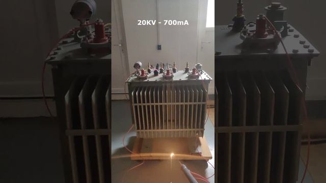 Трансформатор и электрическая дуга высокого напряжения⚡️