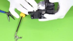 How to install the bare bulb into housing on NEC NP15LP